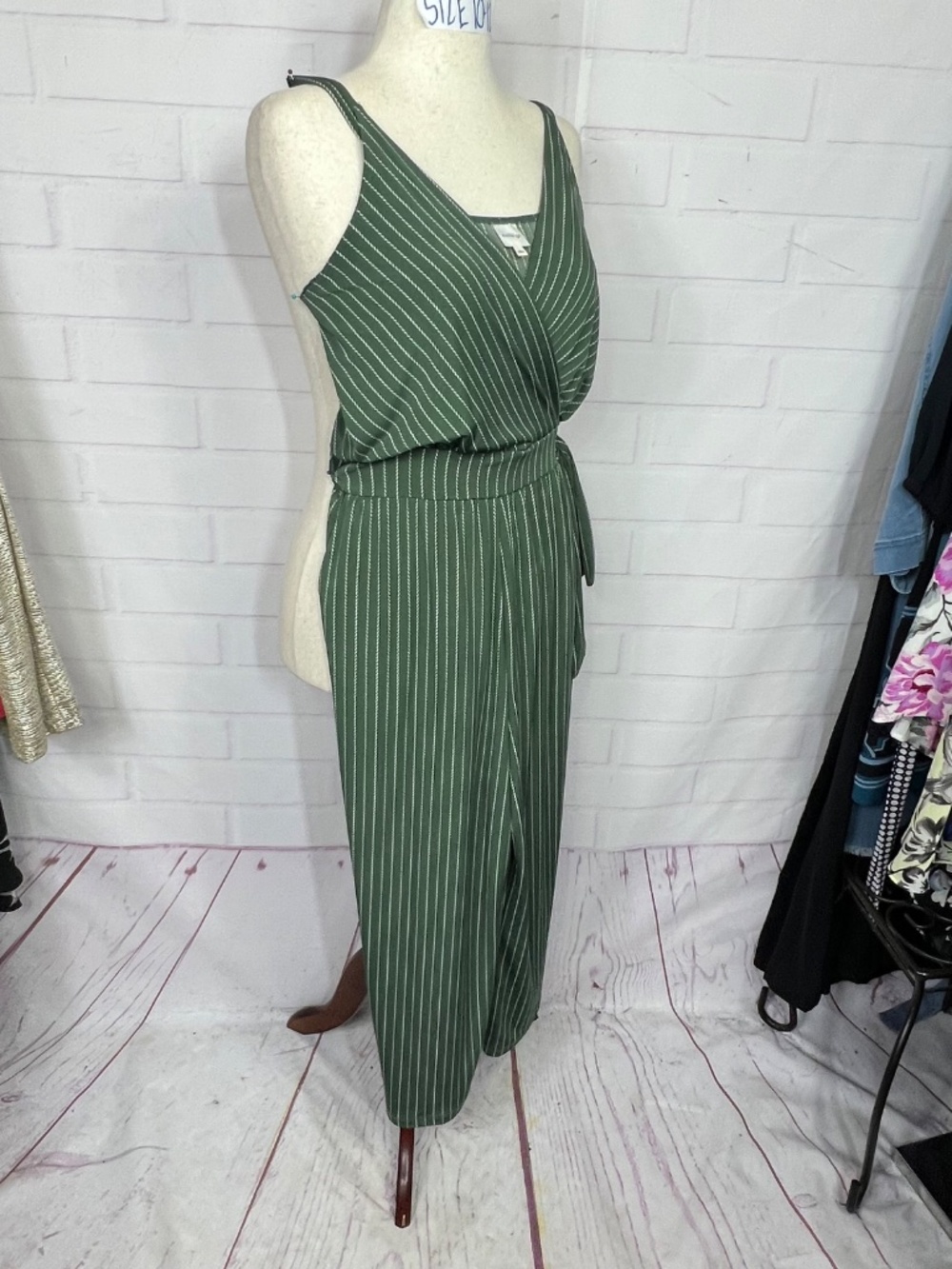 Like New |•KAILEIGH•| Green Striped Wide Leg Jumpsuit Tie Waist Crisscross Top - Picture 2 of 11